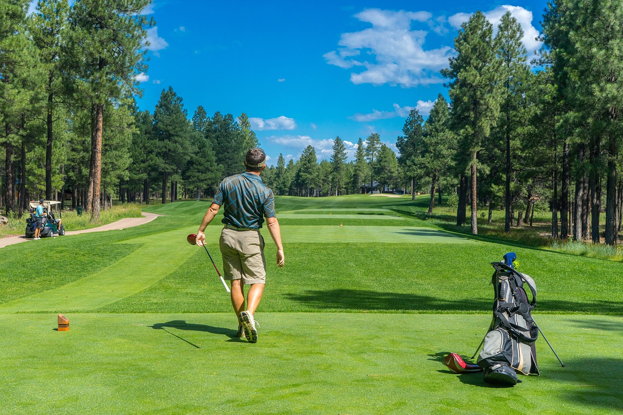 Optimizing Tee Time Booking: The Benefits of Advanced Tee Sheet Software