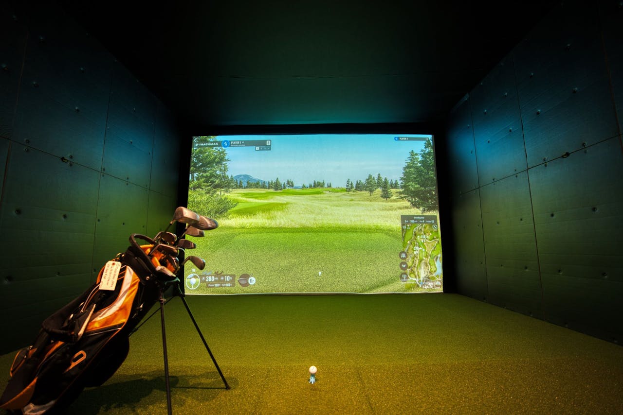 Planning Perfect Golf Simulator Events for Groups